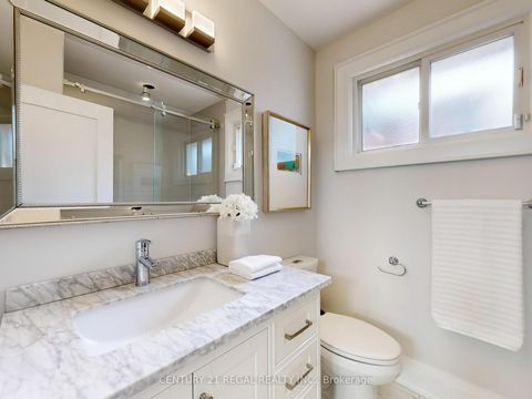 Photo 27 at 25 Evermede Drive, Donalda, Toronto