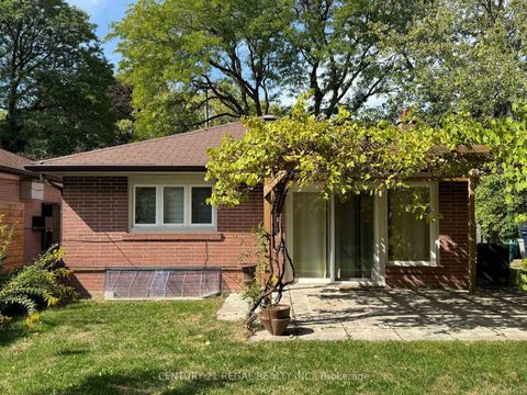 Photo 46 at 25 Evermede Drive, Donalda, Toronto