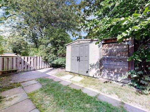 Photo 48 at 25 Evermede Drive, Donalda, Toronto