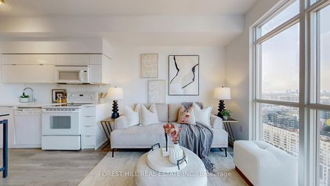 Photo 2 at 3101 - 21 Iceboat Terrace, Waterfront Communities C1, Toronto