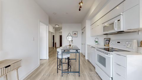 Photo 6 at 3101 - 21 Iceboat Terrace, Waterfront Communities C1, Toronto
