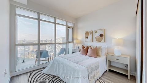 Photo 7 at 3101 - 21 Iceboat Terrace, Waterfront Communities C1, Toronto