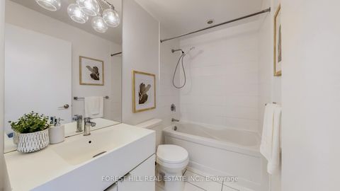 Photo 13 at 3101 - 21 Iceboat Terrace, Waterfront Communities C1, Toronto