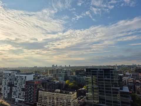 Photo 38 at 3101 - 21 Iceboat Terrace, Waterfront Communities C1, Toronto