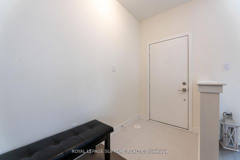 Photo 4 at 115 William Duncan Road, CFB, Toronto