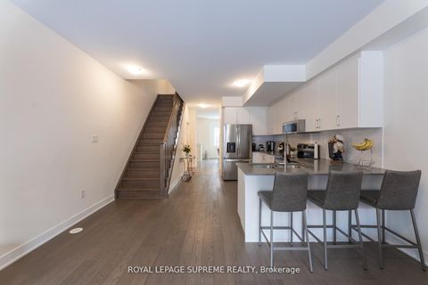 Photo 8 at 115 William Duncan Road, CFB, Toronto