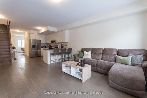 Photo 12 at 115 William Duncan Road, CFB, Toronto