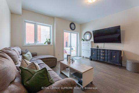 Photo 13 at 115 William Duncan Road, CFB, Toronto
