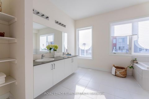Photo 23 at 115 William Duncan Road, CFB, Toronto