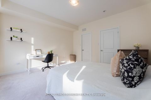 Photo 29 at 115 William Duncan Road, CFB, Toronto