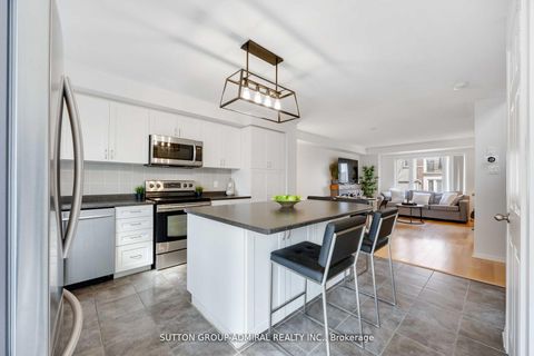 Photo 9 at 60 Harry Penrose Avenue, Bayview Northeast, Aurora Photo 9 at 60 Harry Penrose Avenue, Bayview Northeast, Aurora