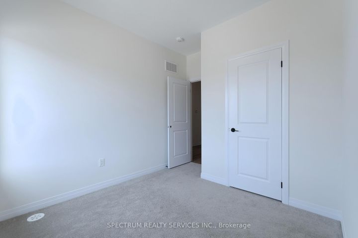Photo 27 at 176 De La Roche Drive, Vellore Village, Vaughan