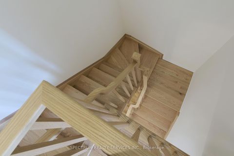 Photo 18 at 176 De La Roche Drive, Vellore Village, Vaughan