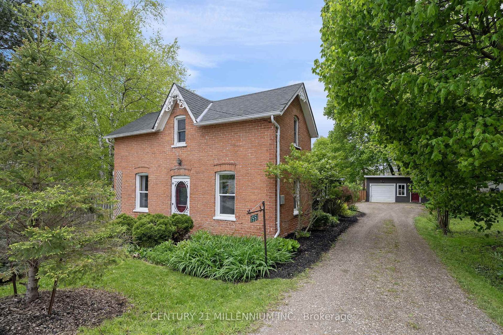1551 Queen Street E, Alton, Caledon 