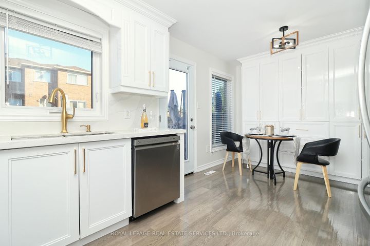 Photo 9 at 1747 Cobra Crescent, Uptown, Burlington