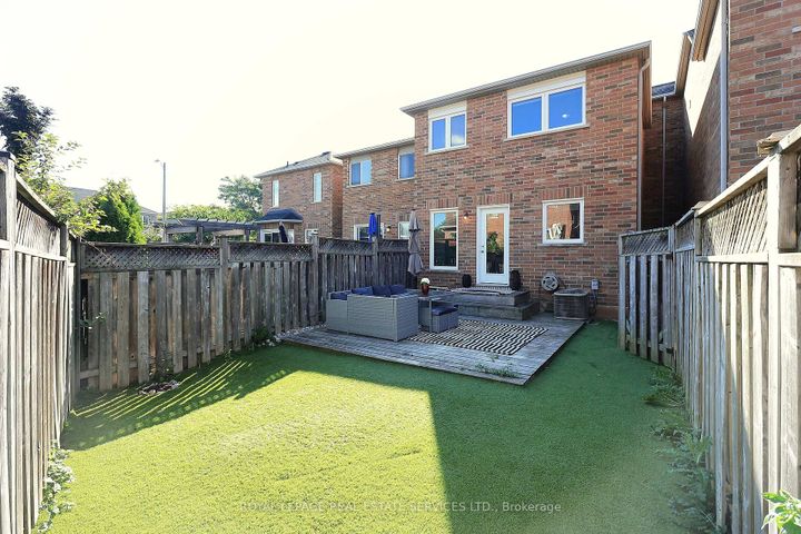 Photo 27 at 1747 Cobra Crescent, Uptown, Burlington