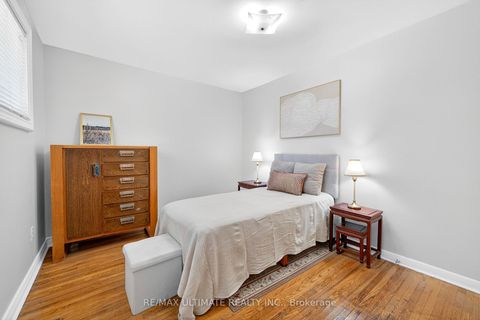 Photo 17 at 18 Courtwright Road, West Deane, Toronto