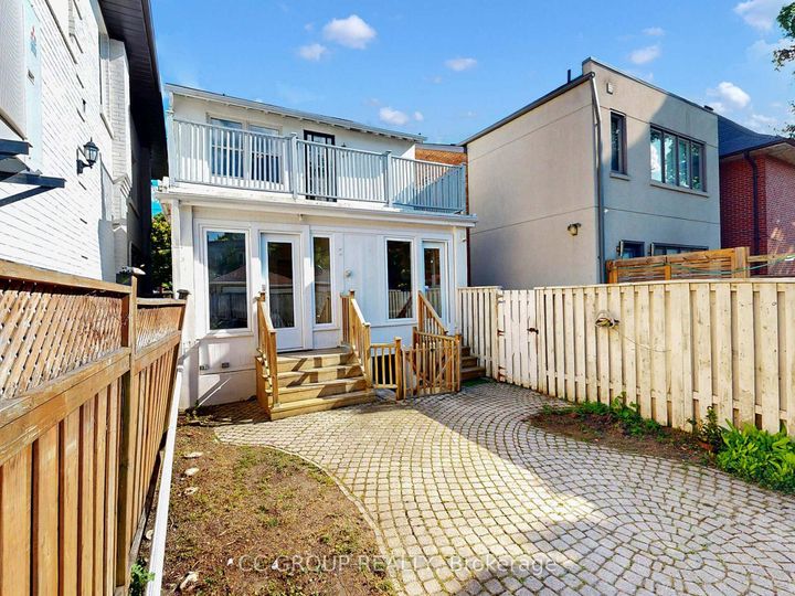 Photo 44 at 162 St Clair Avenue E, Moore Park, Toronto