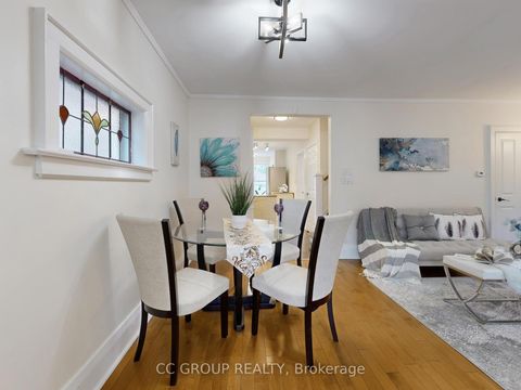 Photo 9 at 162 St Clair Avenue E, Moore Park, Toronto