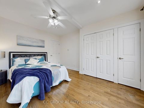 Photo 15 at 162 St Clair Avenue E, Moore Park, Toronto