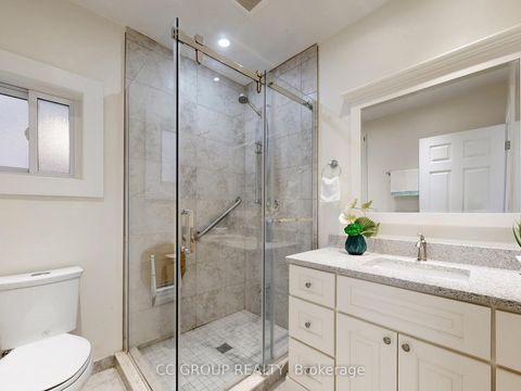 Photo 17 at 162 St Clair Avenue E, Moore Park, Toronto