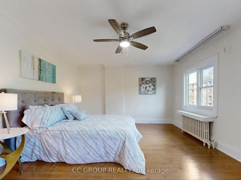 Photo 22 at 162 St Clair Avenue E, Moore Park, Toronto