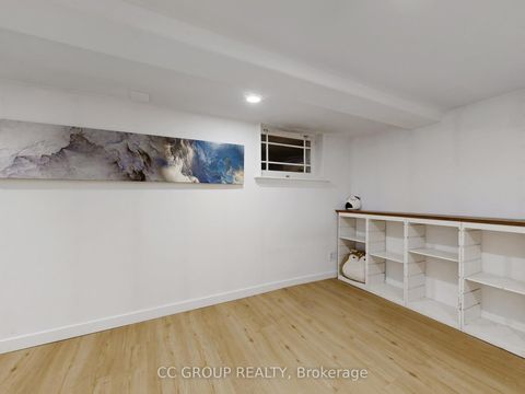 Photo 34 at 162 St Clair Avenue E, Moore Park, Toronto