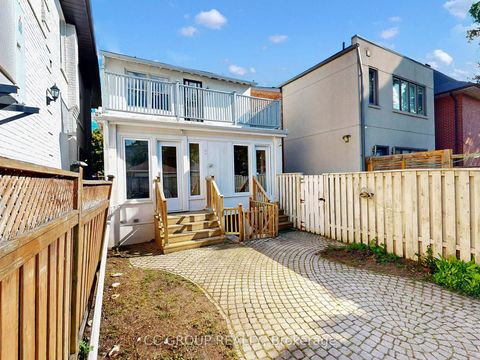 Photo 44 at 162 St Clair Avenue E, Moore Park, Toronto