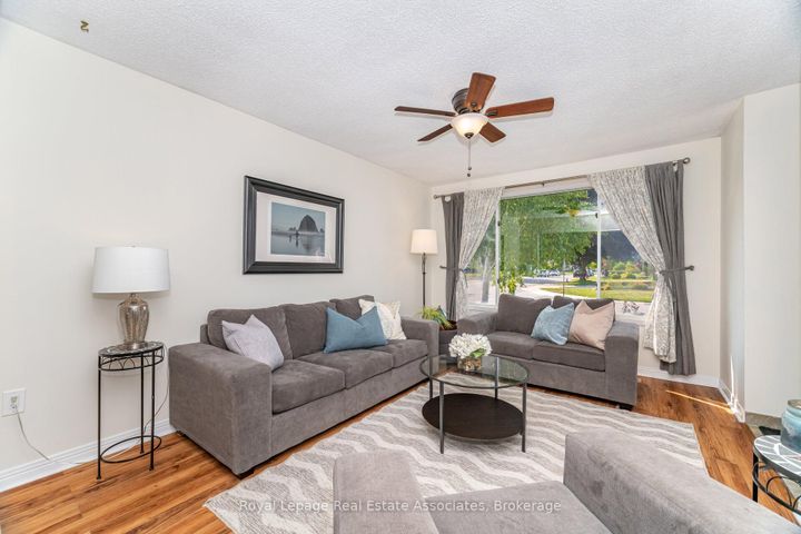 Photo 6 at 225 Golfwood Drive, Gurnett, Hamilton