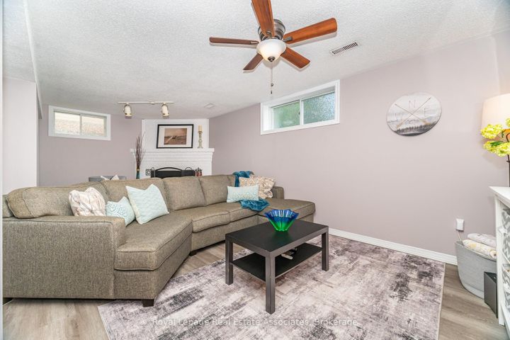 Photo 29 at 225 Golfwood Drive, Gurnett, Hamilton