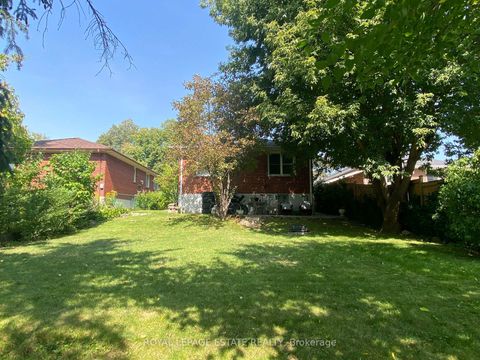 Photo 3 at 3989 Bloor Street W, City Centre West, Toronto