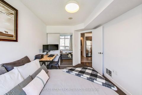Photo 8 at 406 - 816 Lansdowne Avenue, Junction, Toronto