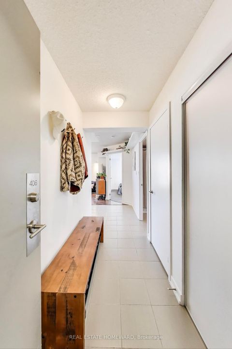 Photo 10 at 406 - 816 Lansdowne Avenue, Junction, Toronto