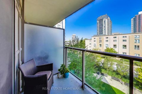 Photo 11 at 406 - 816 Lansdowne Avenue, Junction, Toronto