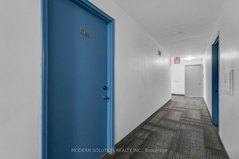 Photo 4 at 104 - 59 Neptune Drive, Lawrence, Toronto