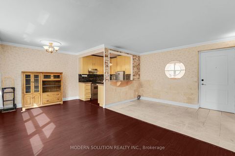 Photo 7 at 104 - 59 Neptune Drive, Lawrence, Toronto