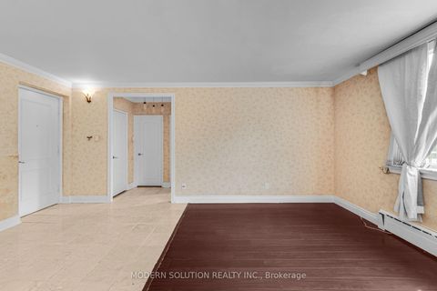 Photo 10 at 104 - 59 Neptune Drive, Lawrence, Toronto