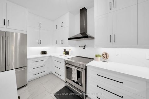 Photo 11 at 5 - 8032 Kipling Avenue, West Woodbridge, Vaughan