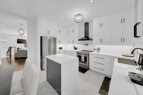 Photo 12 at 5 - 8032 Kipling Avenue, West Woodbridge, Vaughan