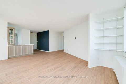 Photo 5 at 1501 - 260 Queens Quay W, Waterfront Communities C1, Toronto