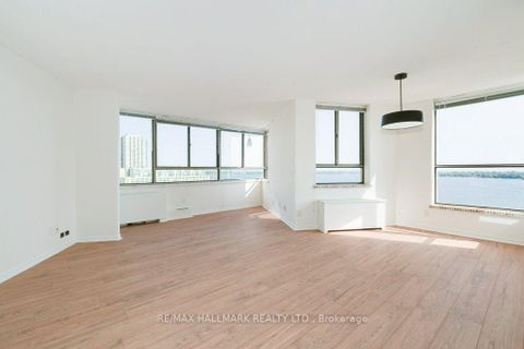 Photo 9 at 1501 - 260 Queens Quay W, Waterfront Communities C1, Toronto