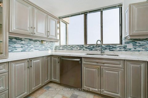 Photo 12 at 1501 - 260 Queens Quay W, Waterfront Communities C1, Toronto