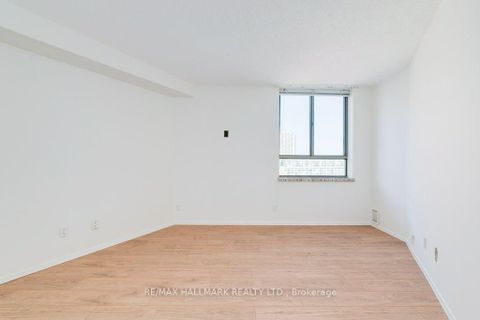 Photo 15 at 1501 - 260 Queens Quay W, Waterfront Communities C1, Toronto