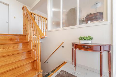 Photo 22 at 91 Denbigh Crescent, CFB, Toronto