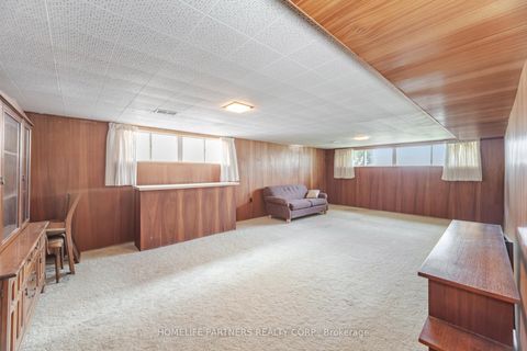Photo 25 at 91 Denbigh Crescent, CFB, Toronto