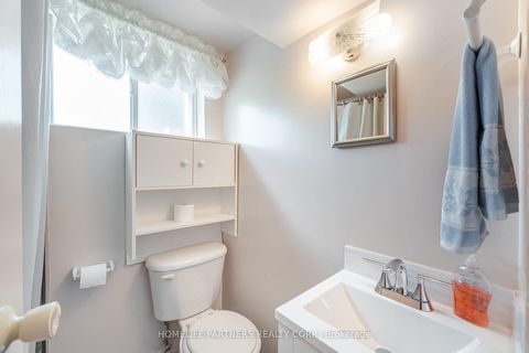 Photo 32 at 91 Denbigh Crescent, CFB, Toronto