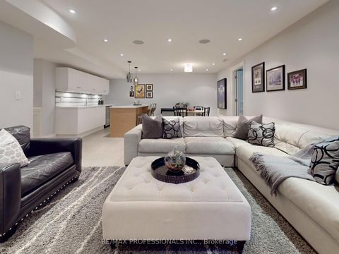 Photo 33 at 25 Humbervale Boulevard, Queensway, Toronto