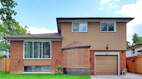 Photo 1 at 58 Marathon Crescent, Newtonbrook West, Toronto