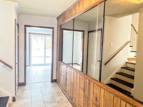 Photo 8 at 58 Marathon Crescent, Newtonbrook West, Toronto