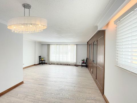 Photo 39 at 58 Marathon Crescent, Newtonbrook West, Toronto